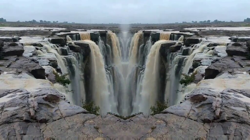 Bahuti Waterfall